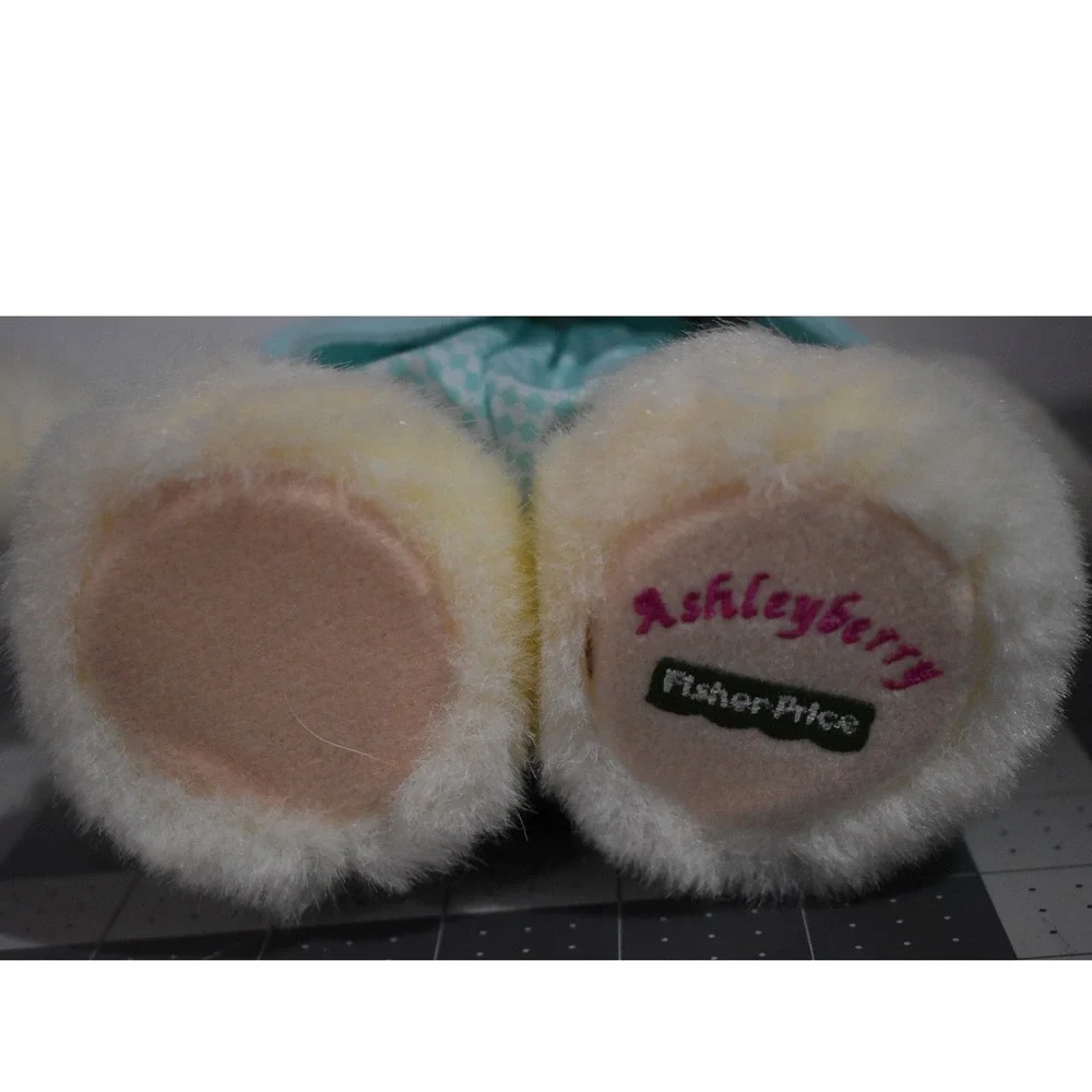 1998 Fisher Price Briarberry AshleyBerry Bear Plush 9 in w/ Original Dress Bows